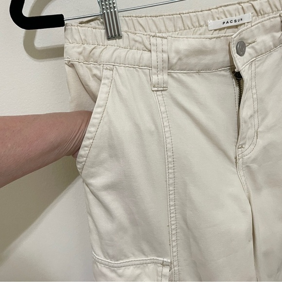 PacSun Cream Cargo Pants Utility Low Rise Puddle, Size Small - Picture 5 of 12